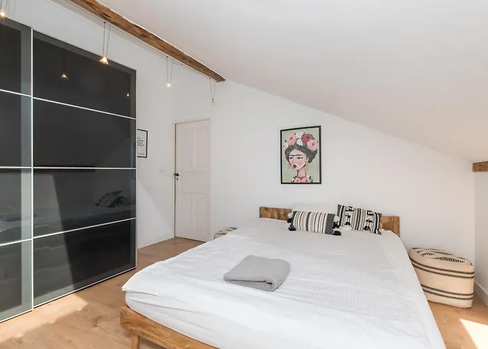 Daire Przytulny Loft W Uroczej Okolicy